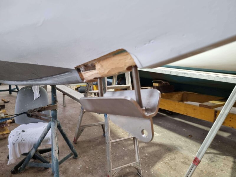 Keel Attachment